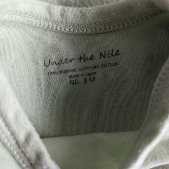 Under the Nile short sleeve onesies - Picture 2 of 2